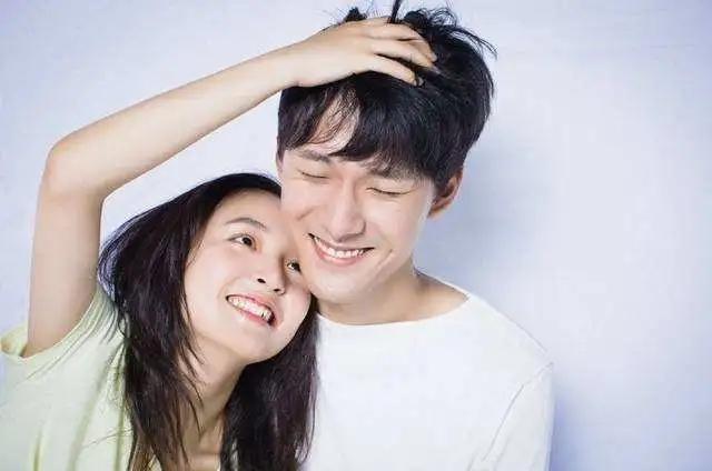 网友都默认吴倩当妈了，张雨剑却自曝单身人设，他俩闹哪样？
